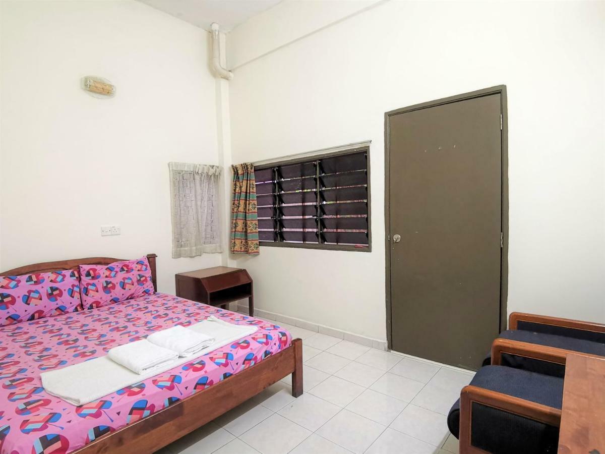 Star Lodge George Town Exterior foto