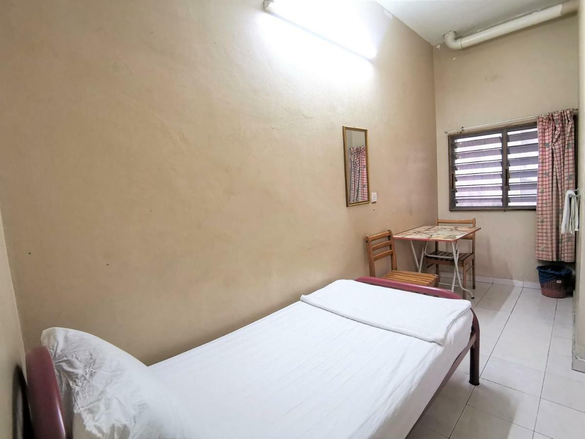 Star Lodge George Town Exterior foto